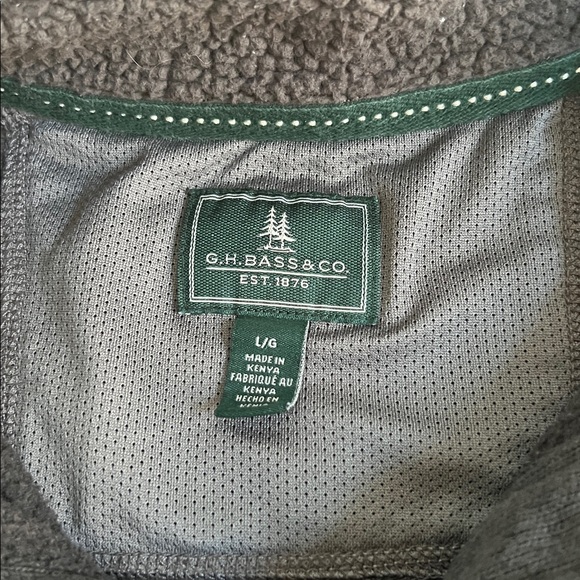 G.H. Bass & Co. Men's Dark Long Sleeve Shirt - Picture 2 of 6